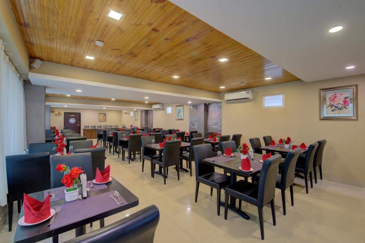Central Courtyard Boutique Hotel Siliguri Eksteriør billede