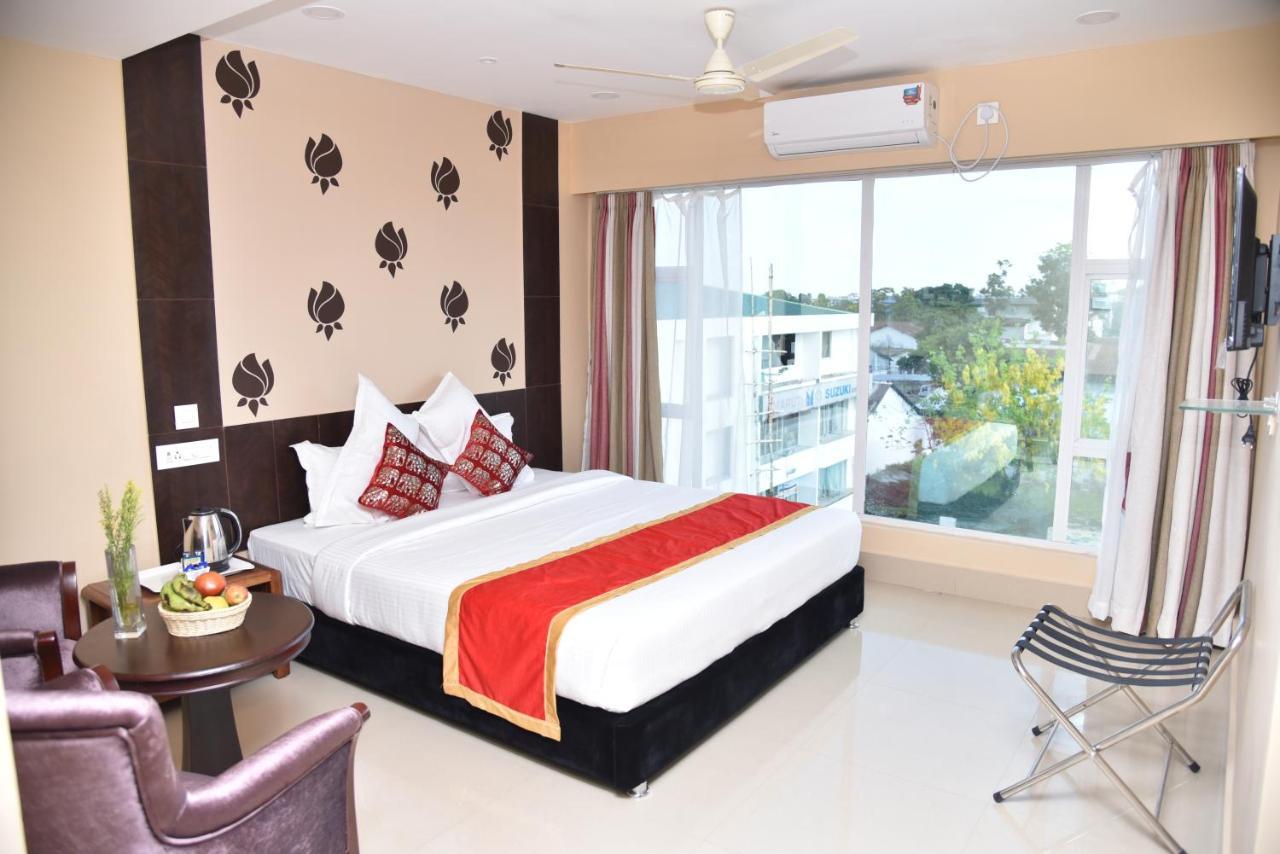 Central Courtyard Boutique Hotel Siliguri Eksteriør billede