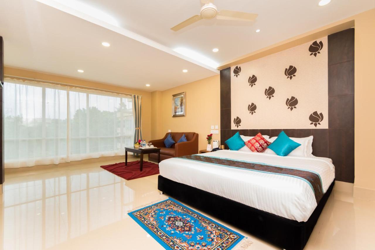 Central Courtyard Boutique Hotel Siliguri Eksteriør billede